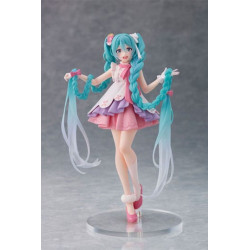 Hatsune Miku PVC Statue...